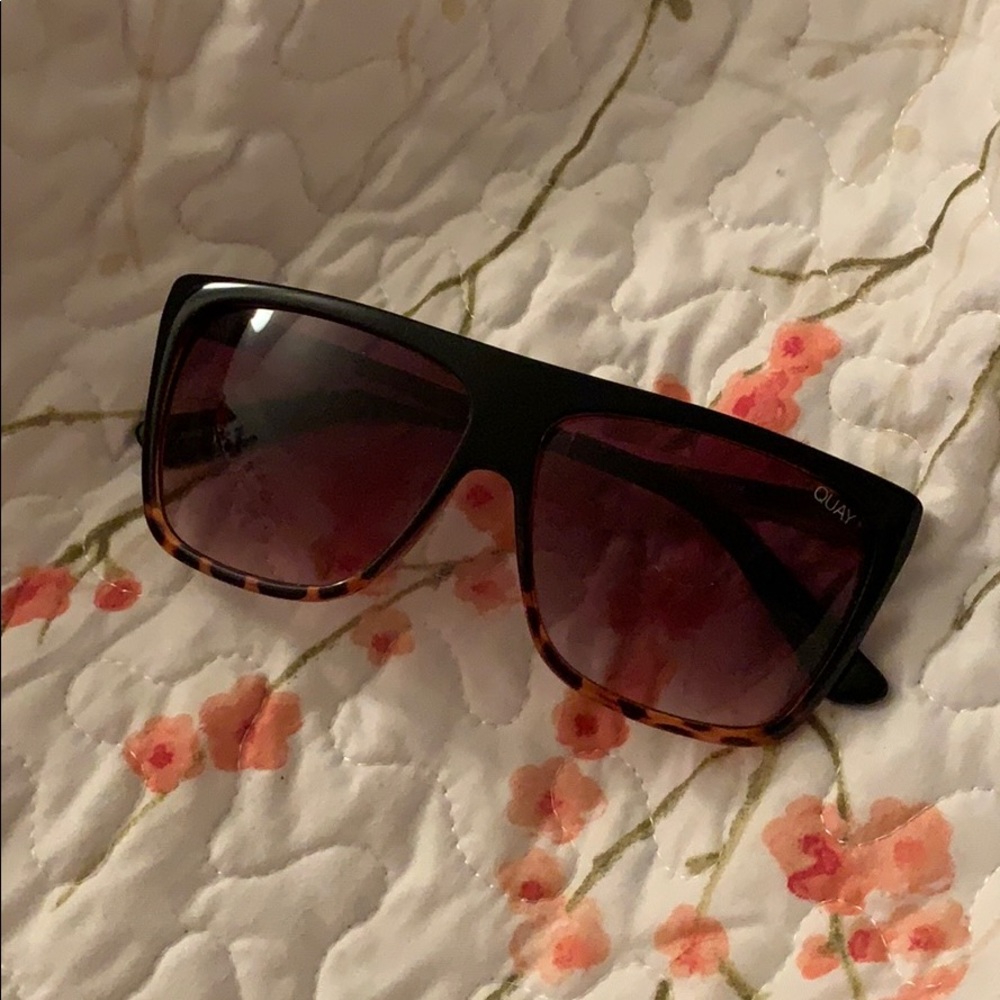 QUAT AUSTRALIA X DESI PERKINS TORTOISE OTL II